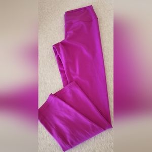 NWOT Athleta transcend tight 7/8